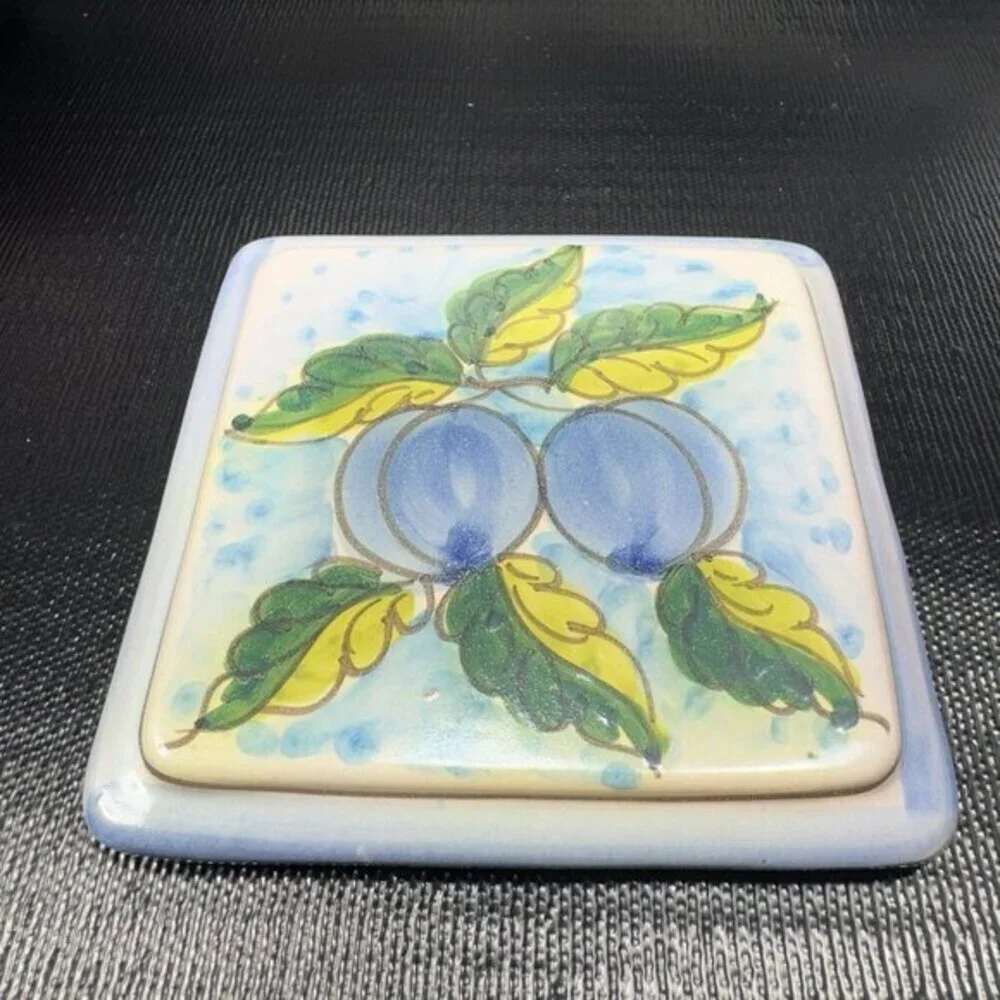 FRATANTONI Vietri Italy Hand Painted Art Pottery Tile Plum Fruit‎ Wall TRIVET